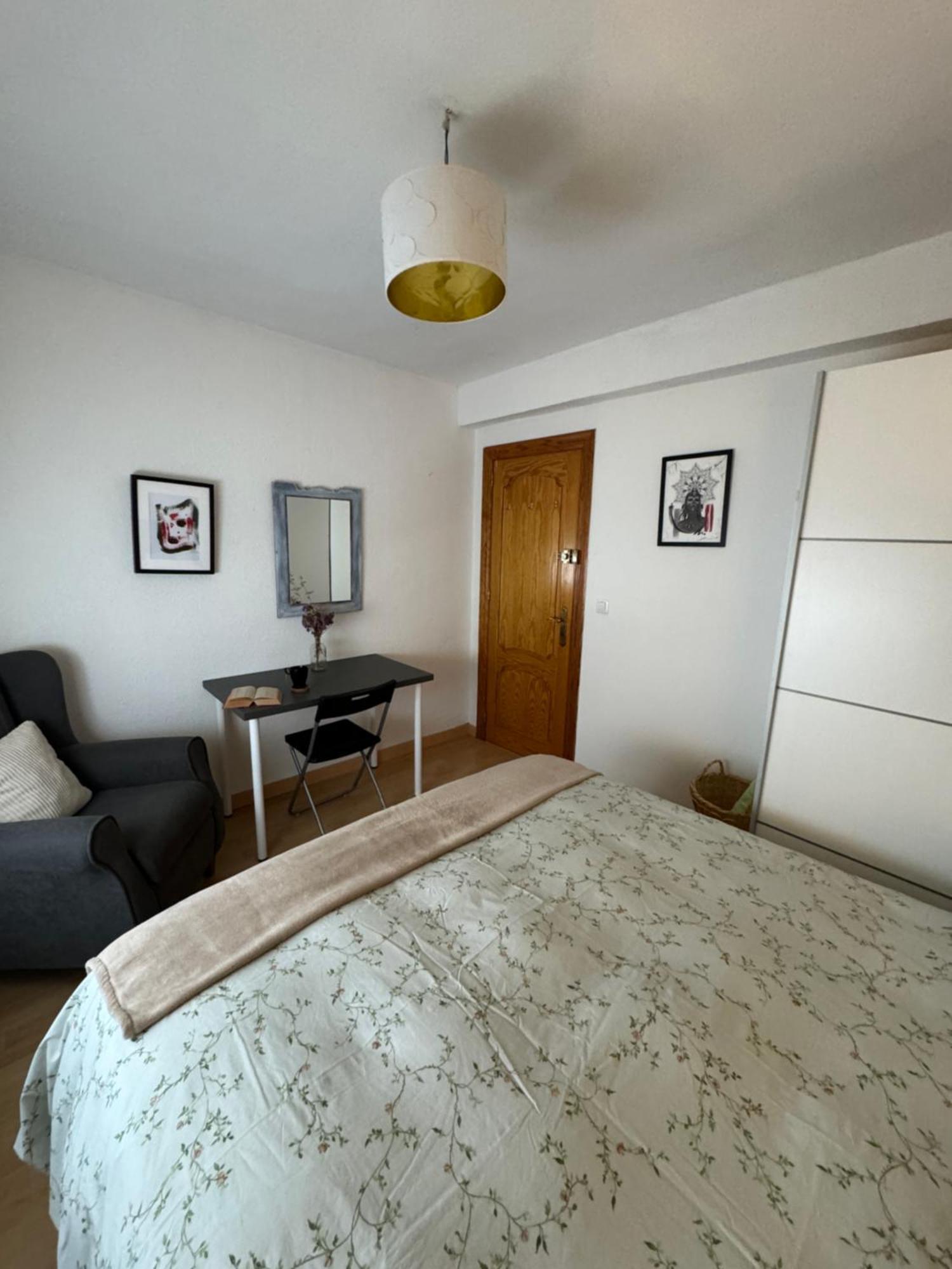 Harmony Room Malaga Piso Compartido Bagian luar foto